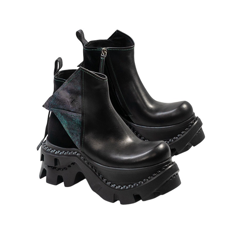 Clean Silhouette Classic Ankle Boots